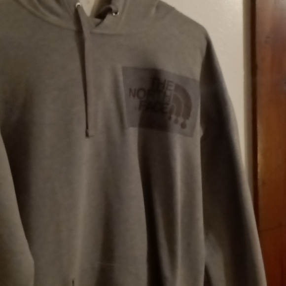 Northface Hoodie, size Large, Grey - Picture 5 of 5